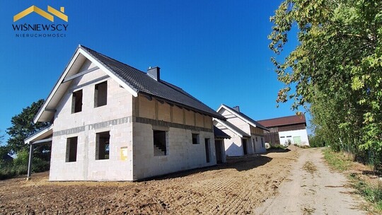 WIŚNIEWSCY NIERUCHOMOŚCI Sp. z o.o. Sprzedam dom - Stegny. 