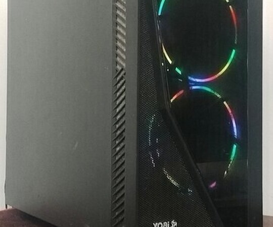 Komputer do gier: Podzespoły: - system, windows 10 pro - 