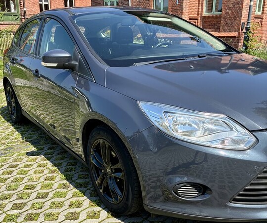 Sprzedam Ford Focus Salon Polska - niski przebieg, 