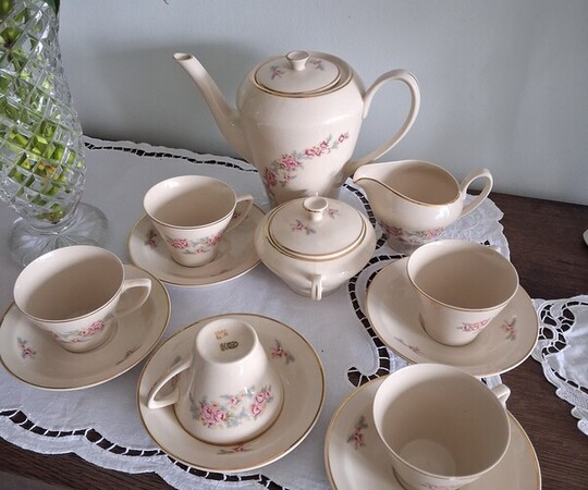 Porcelanowy zestaw do kawy Chodzież, sygnowany! 