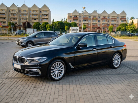 Witam Posiadam na sprzedaż bardzo ładne BMW G30 w wersji 