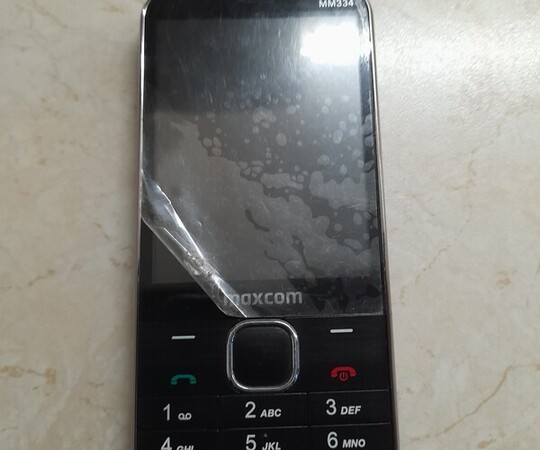 Telefon maxcom mm334 w bardzo dobry stanie 