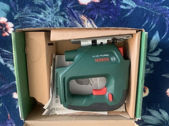 Wyrzynarka Bosch EasySaw 18V- 