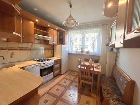 KWADRAT NIERUCHOMOŚCI2 pokojowe 49,40 m21 