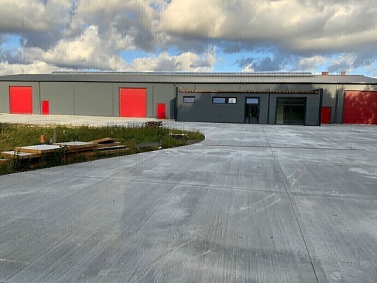 WYNAJMĘ NOWĄ HALĘ MAGAZYNOWĄ o powierzchni 1440 m2 na 