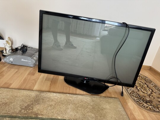 Telewizor LG 42 cale 