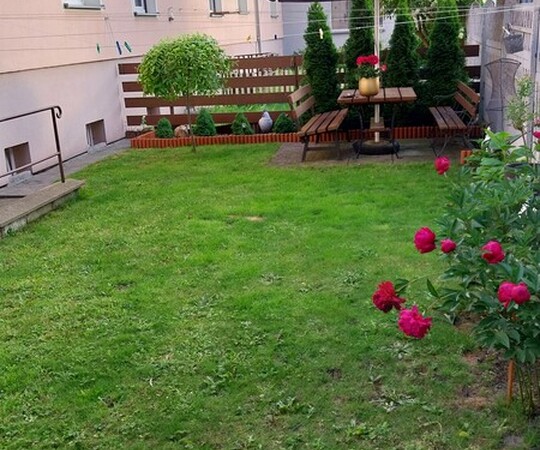 Mieszkanie dwupokojowe 48.5m z ogródkiem pod oknem. 
