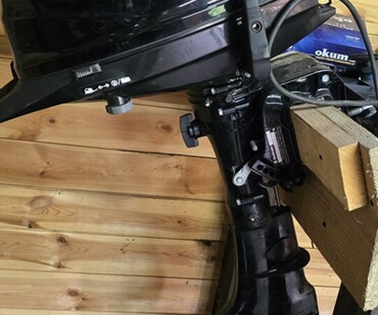 Sprzedam 3-letni silnik zaburtowy Suzuki Marine DF5AS. 5 