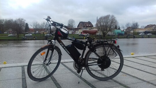 Sprzedam męski Rower Elektryczny e-bike Ferrini. Moc 250 / 