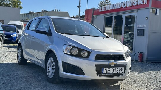 Auto Leew LEWANDOWSKI Kupujemy i Sprzedajemy tylko dobre 