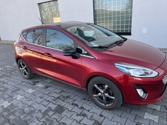 SPRZEDAM FORD FIESTA 1.0 125 KM CZERWONY METALIK WERSJA 