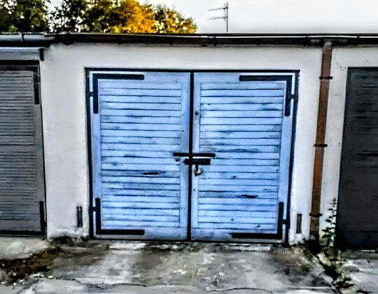 🚗 Zdecydowanie kupię garaż murowany na terenie 