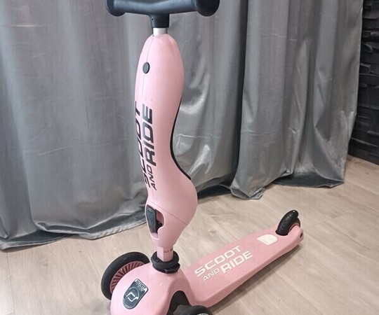 Sprzedam hulajnogę/jeździk Scoot & Ride. Hulajnoga 