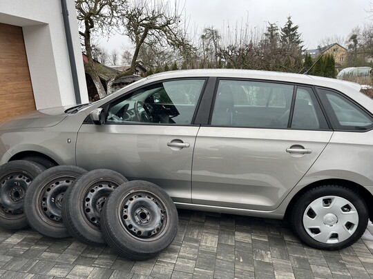 Skoda Rapid 1.2 MPI 75KM benzyna / gaz 2013 