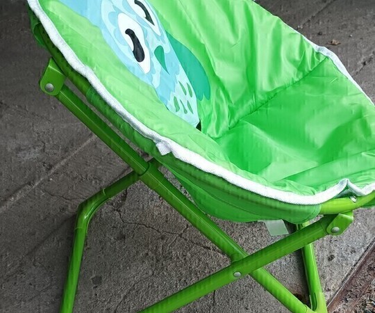 Mam do sprzedania nowy fotelik dla dziecka. Taki jak na 