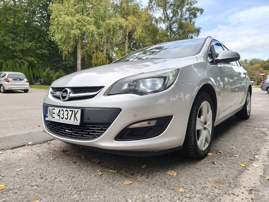 Sprzedam Auto, Opel Astra J, 2014r. 1,7 CDTI 131km. W 