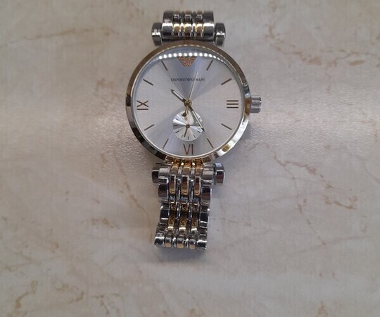 Zegarek damski Emporio Armani w bardzo dobrym stanie 
