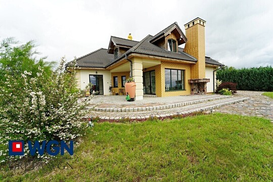 Komfortowy dom 203,2 m&sup2; z ogrodem, Komorowo 