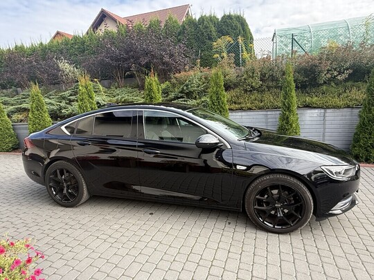 Opel Insignia z benzynowym silnikiem 1.5 Turbo 165 KM i 