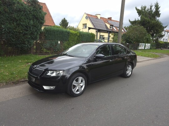 Sprzedam Skoda Octavia 1.8 TSI z 2013 roku. 