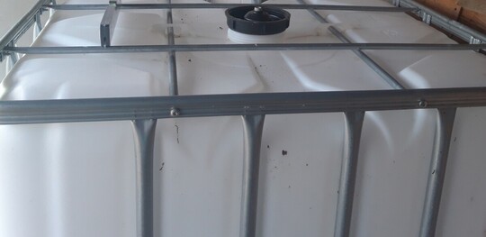 Sprzedam nowy Mauzer 1000L w koszu. Bardzo dobrze sprawdza 