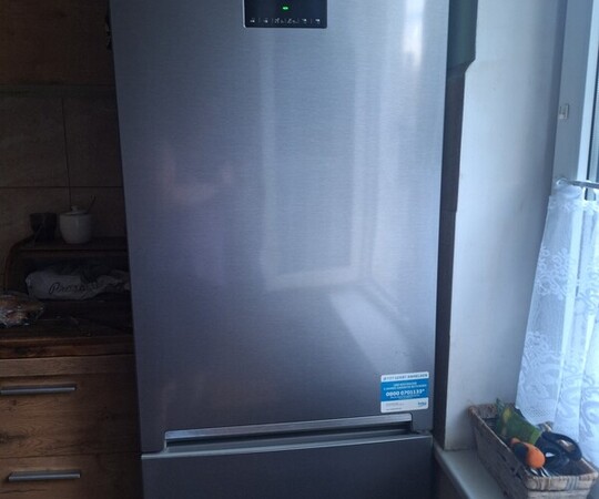 Sprzedam lodówkę beko 180cm wysoka stan bardzo dobry 