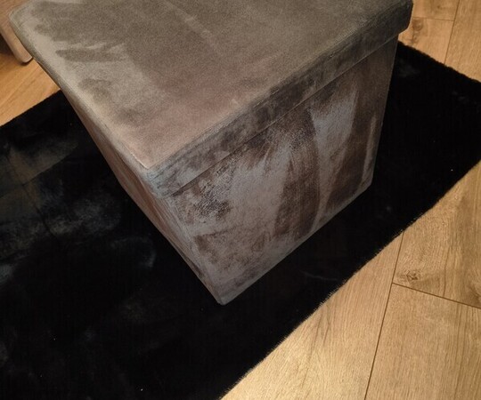 Witam. Pufa schowek 40 &times;40 cm cena 20 zł 