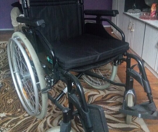 Wózek inwalidzki Cruiser Active 200zł Chodzik 40 zł 