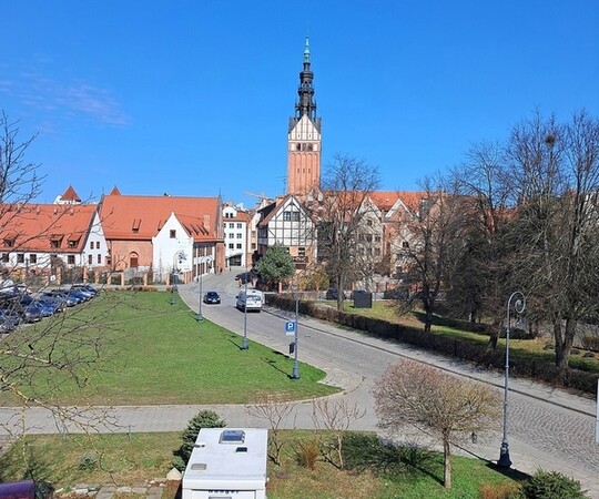 WIŚNIEWSCY NIERUCHOMOŚCI Sp. z o.o. Sprzedam mieszkanie - 
