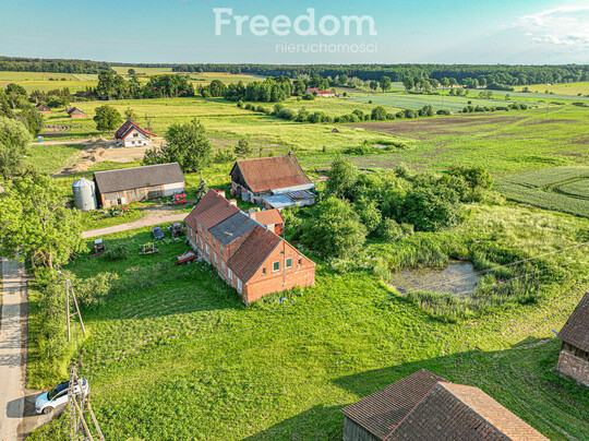 FREEDOM NIERUCHOMOŚCI Sprzedam działkę - Młynary. Piękna 