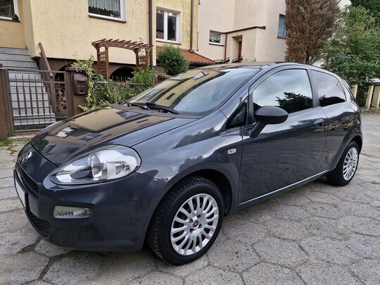 Fiat Grande Punto 1.4 Benzyna Model 2014 Klimatyzacja 
