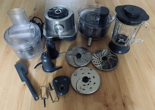 Robot kuchenny Kenwood FPM260 FPM270 750W z blenderem 