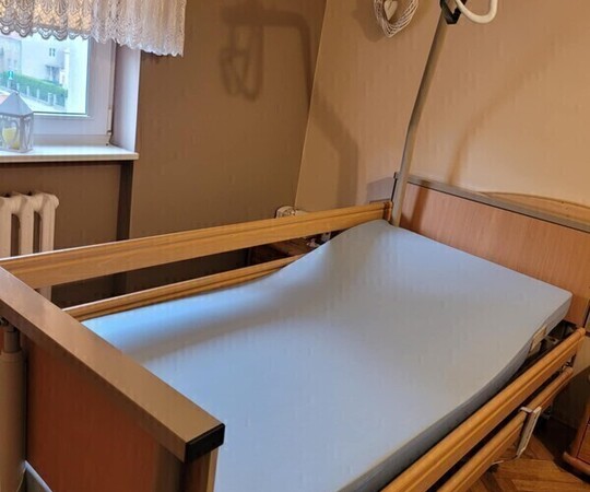 Sprzedam zestaw sprzętów rehabilitacyjnych, pomocniczych, 