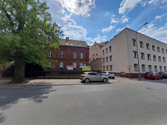 Agencja Nieruchomości DE FACTO Wynajmę lokal użytkowy - 
