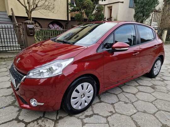 Peugeot 208 1.4 Benzyna Model 2013 Klimatyzacja 82 tys km 