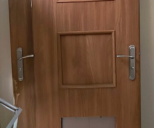 Oddam drzwi wewnętrzne łazienkowe dwie pary 75cm szerokość 