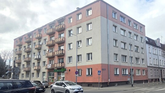 KWADRAT NIERUCHOMOŚCI 3 pokoje, 64,89 m2 II piętro blok 