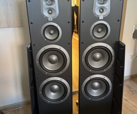 Kolumny podłogowe JBL ES90 