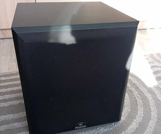 Sprzedam subwoofer Magnat 1458561.Stan bardzo dobry, 