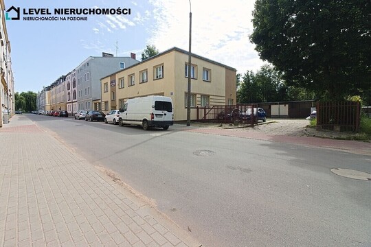 LEVEL NIERUCHOMOŚCI Lokal w mieście z możliwościami ul. 