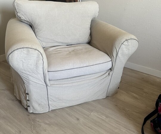 Witam, do sprzedania mam fotel z Ikea, stan dobry, 
