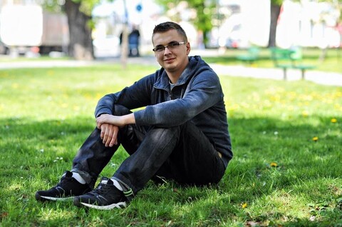Nie nakarmisz węża schabem