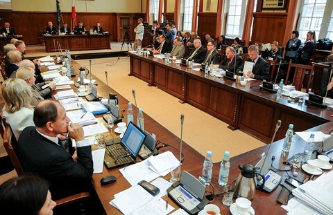 Asystent szansą na samodzielność?