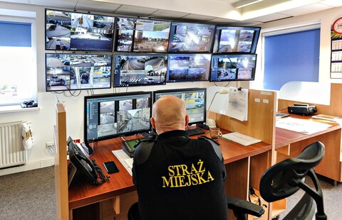 Czy służby podniosą szlabany?