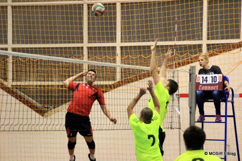 Debiutanci poskromili faworytów Awangarda Volley Ligi