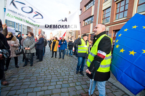 Demokracja po elbląsku, czyli pikieta KOD