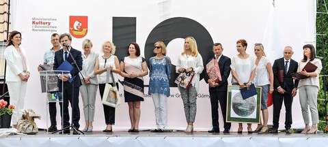 „Plastyk” na solidnych fundamentach