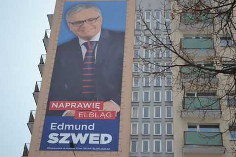 Kandydaci nadal wiszą, choć powinni zniknąć