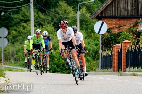 Dopiął swego! 700 km rowerem non stop i w szczytnym celu (aktualizacja) 