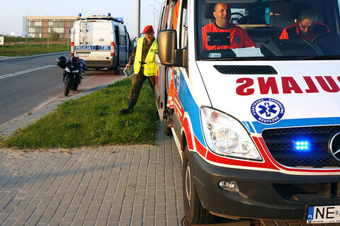 Modrzewina: zderzenie rowerzysty z motocyklistą